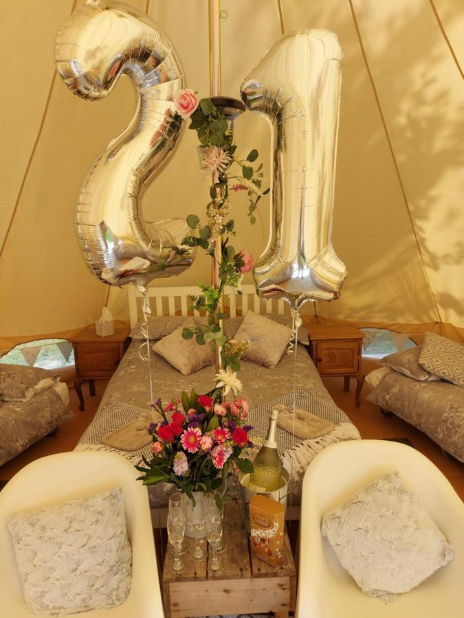 Hopgarden Glamping - Luxury 6M Bell Tent Wadhurst Экстерьер фото